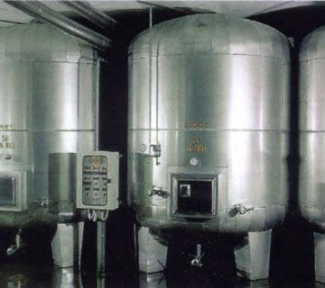 Pressurised vats