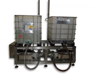 Systems for dosing and unloading cubes, small tankers, movable containers