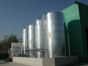 Storage tanks